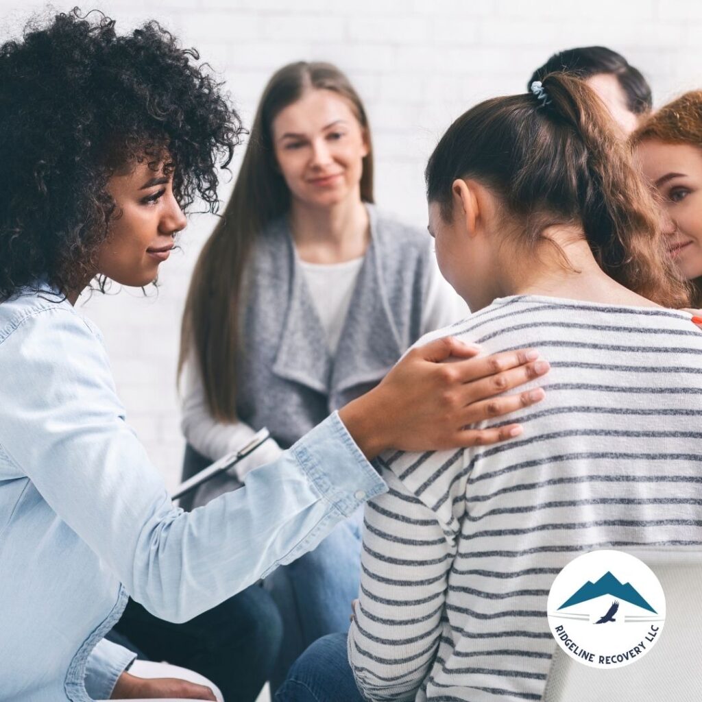 A group therapy session in progress at a Bexley addiction treatment center, focusing on peer support.