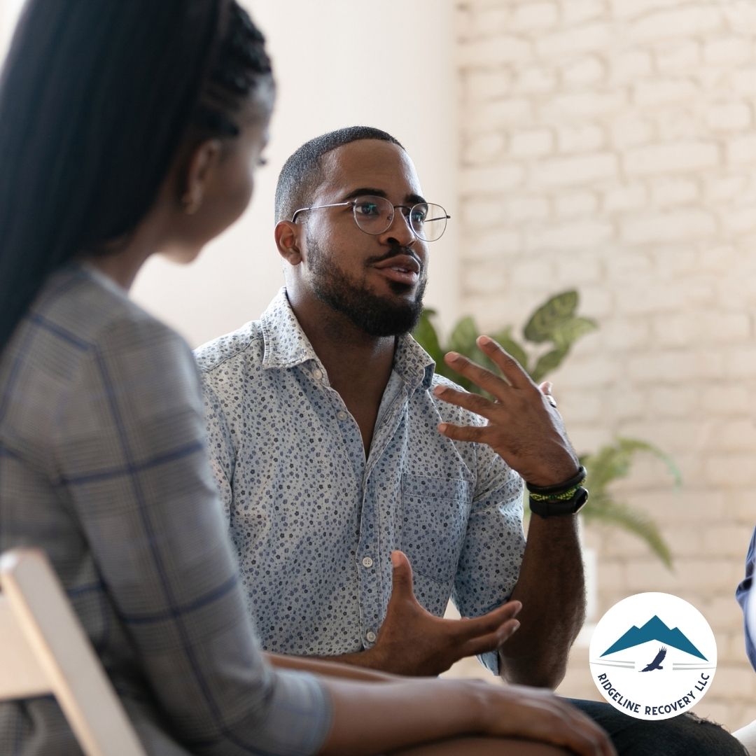 A counselor guiding a client through addiction therapy in Ohio to support their sobriety journey.