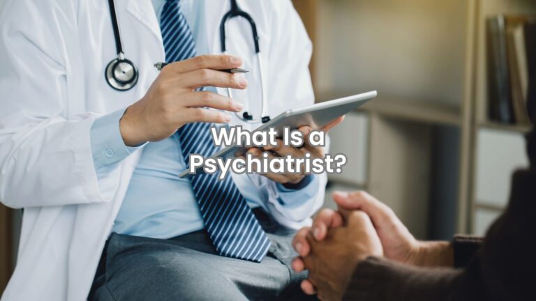 Psychiatrist and patient talking during a mental health session in Columbus, OH.